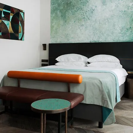 Cyrus Hotel Wroclaw