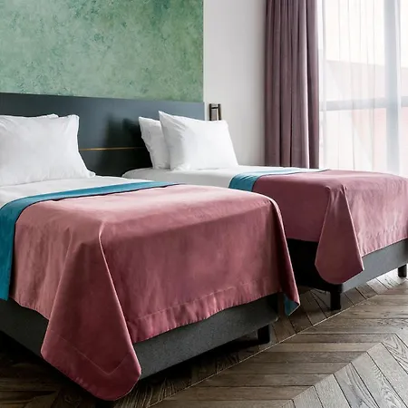 Cyrus 5* Wrocław