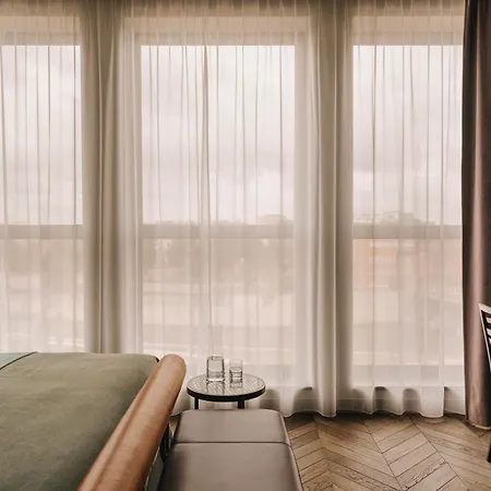 The Cyrus Вроцлав