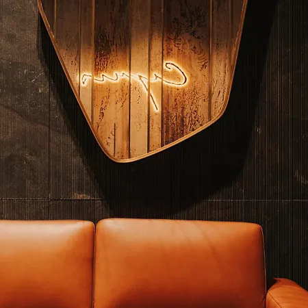 Готель The Cyrus 5*